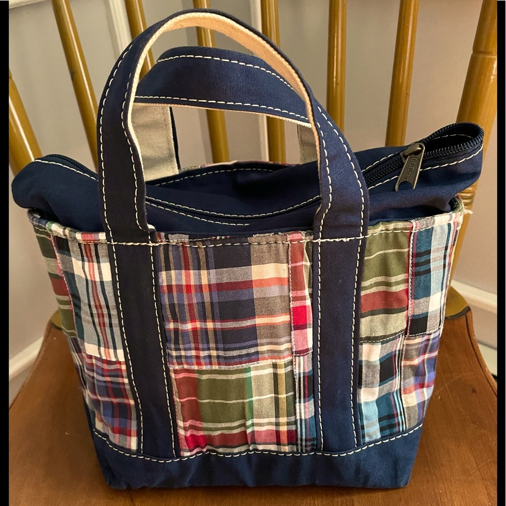 LL BEAN TOTE, madras plaid